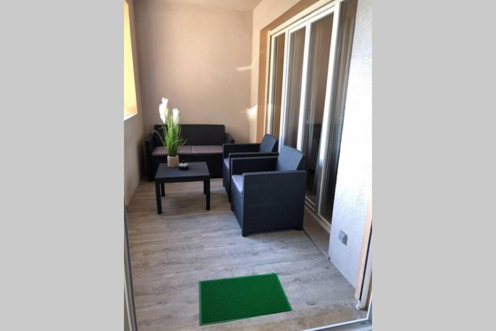 Charmant Appartement Bord De Mer, Plage كانيو سور مير المظهر الخارجي الصورة