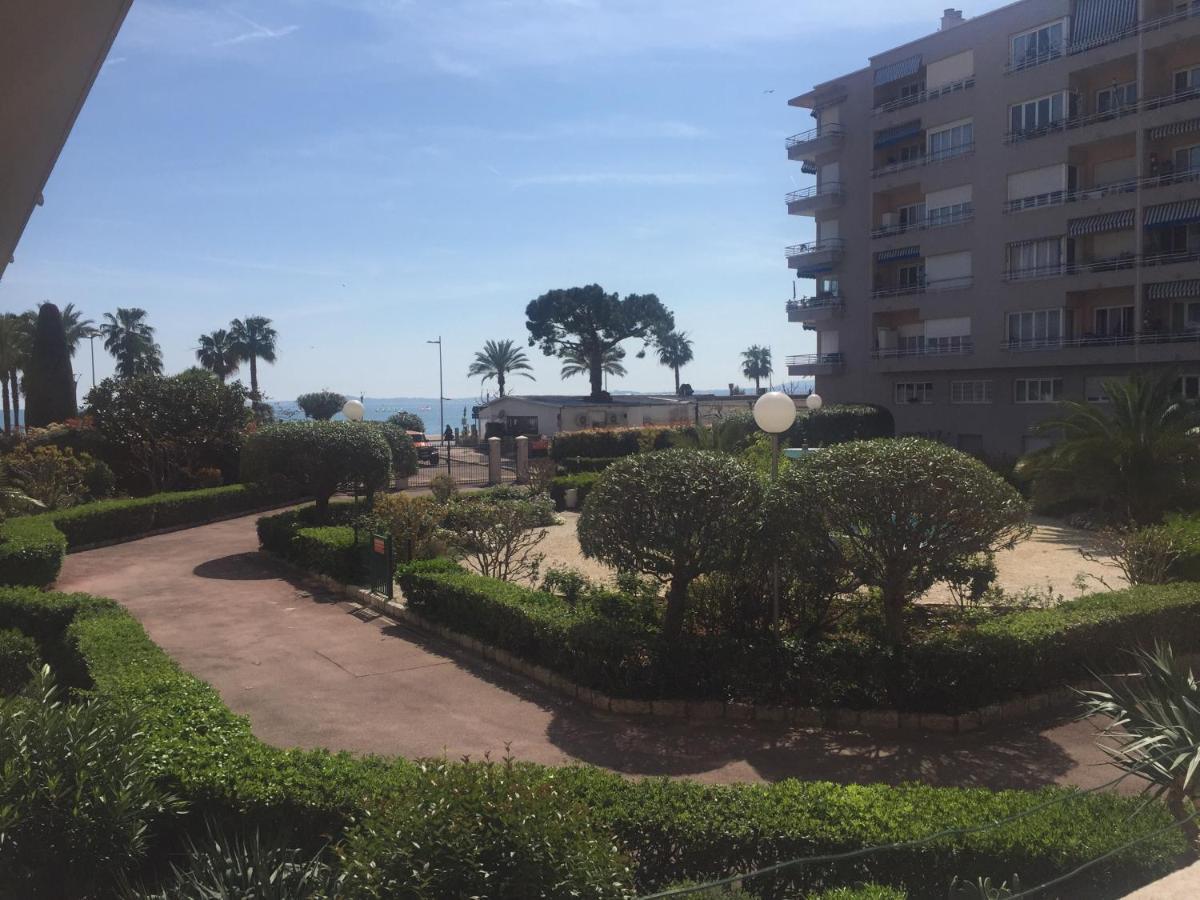 Charmant Appartement Bord De Mer, Plage كانيو سور مير المظهر الخارجي الصورة